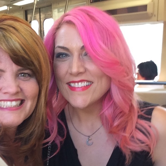 Meet your Posher, Noel - Picture 3 of 3